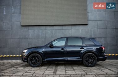 Внедорожник / Кроссовер Audi Q7 2016 в Житомире