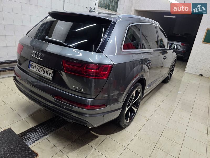 Позашляховик / Кросовер Audi Q7 2018 в Одесі