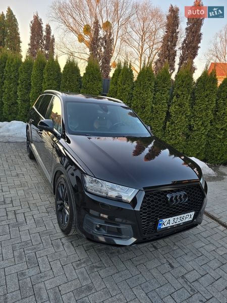 Внедорожник / Кроссовер Audi Q7 2016 в Киеве