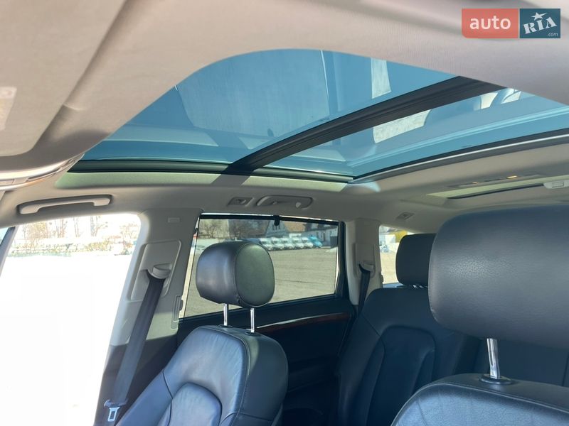 Внедорожник / Кроссовер Audi Q7 2015 в Ровно