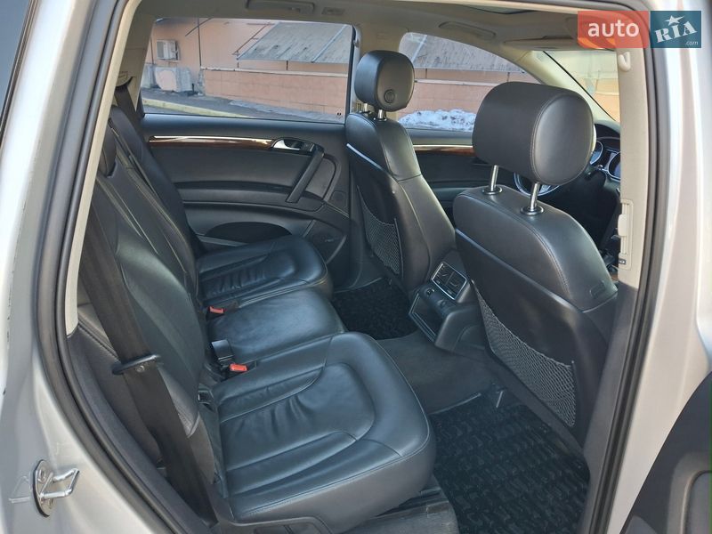 Внедорожник / Кроссовер Audi Q7 2013 в Тернополе