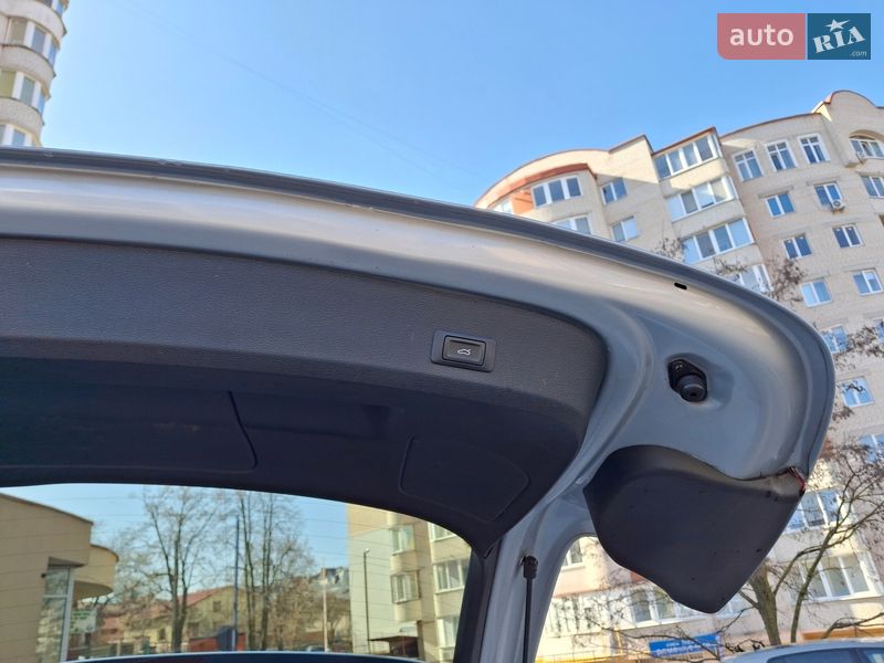 Внедорожник / Кроссовер Audi Q7 2013 в Тернополе