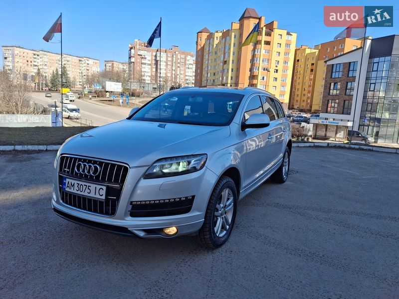 Внедорожник / Кроссовер Audi Q7 2013 в Тернополе