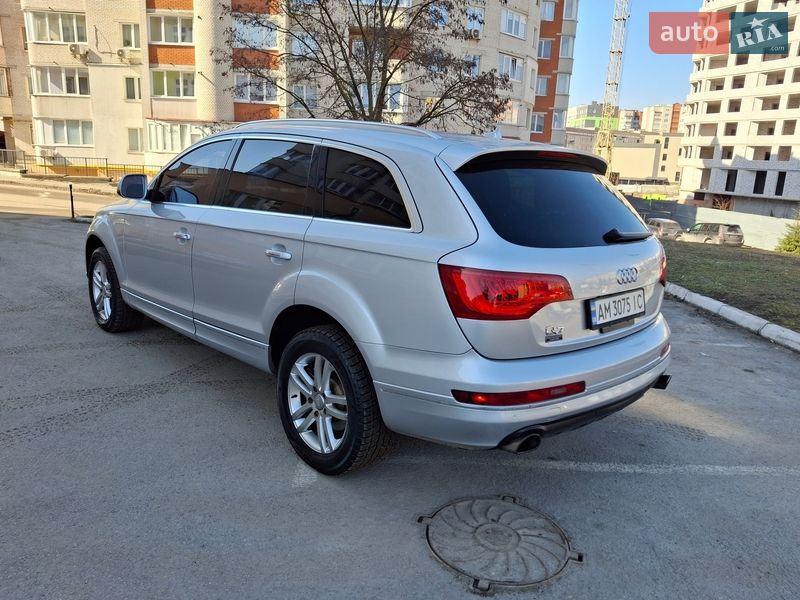 Внедорожник / Кроссовер Audi Q7 2013 в Тернополе