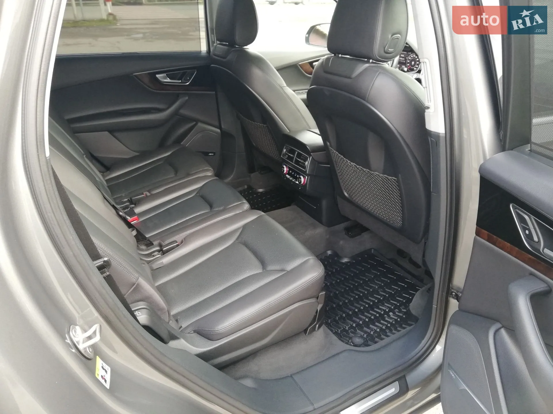 2016 Audi Q7 - мініатюра 8