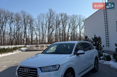 Позашляховик / Кросовер Audi Q7 2016 в Луцьку