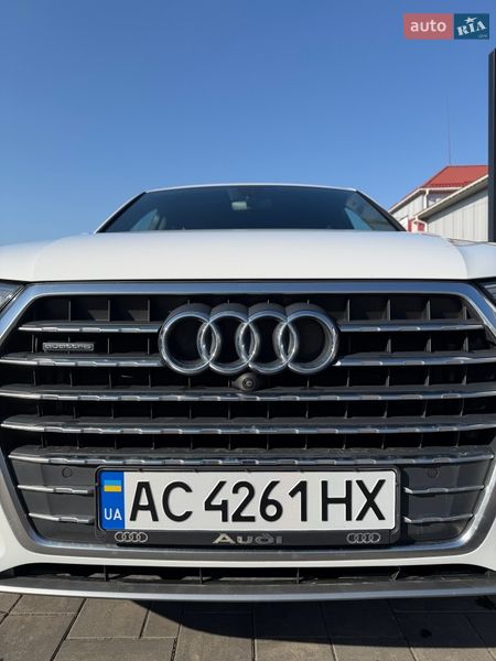 Позашляховик / Кросовер Audi Q7 2016 в Луцьку