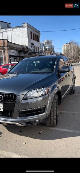 Позашляховик / Кросовер Audi Q7 2015 в Києві