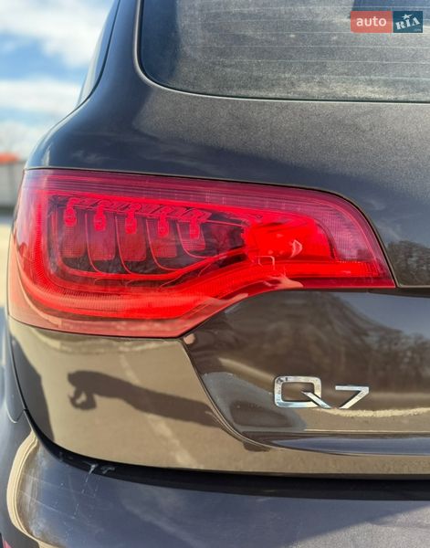 Внедорожник / Кроссовер Audi Q7 2011 в Николаеве