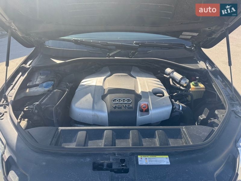 Внедорожник / Кроссовер Audi Q7 2011 в Николаеве