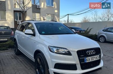 Внедорожник / Кроссовер Audi Q7 2013 в Киеве