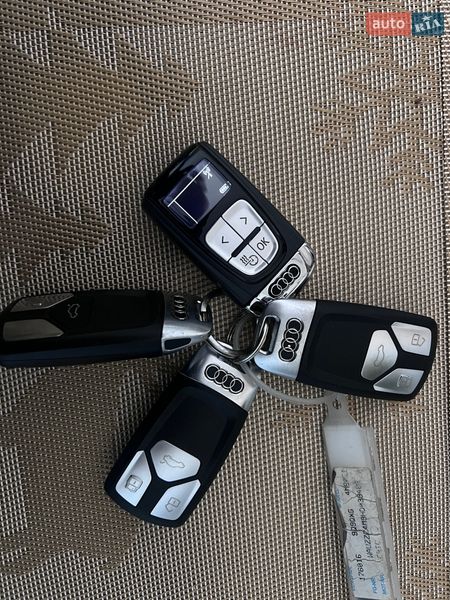 Внедорожник / Кроссовер Audi Q7 2017 в Черновцах