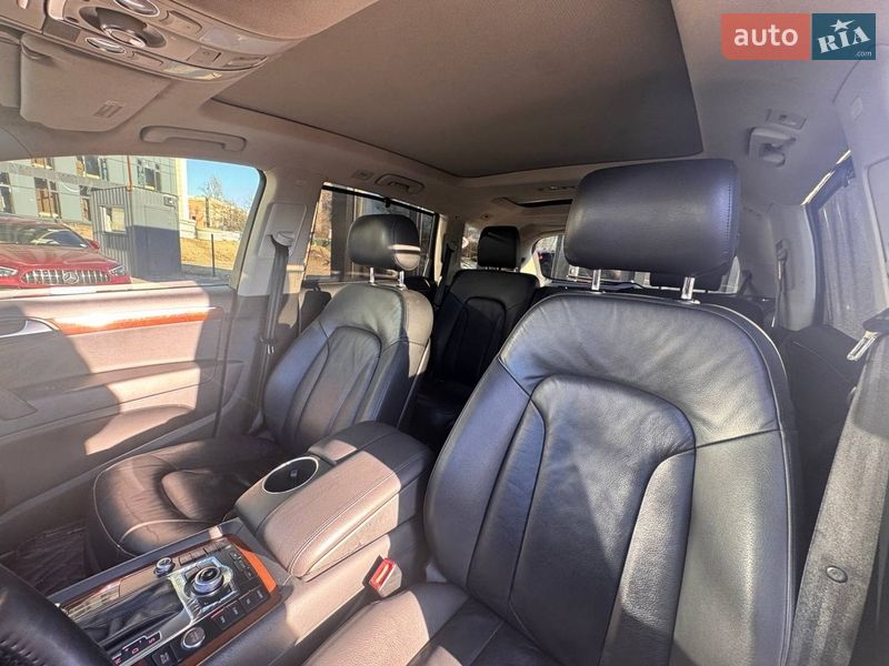 Внедорожник / Кроссовер Audi Q7 2014 в Киеве