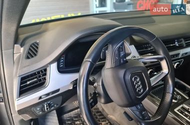 Позашляховик / Кросовер Audi Q7 2017 в Дніпрі