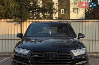 Внедорожник / Кроссовер Audi Q7 2017 в Луцке
