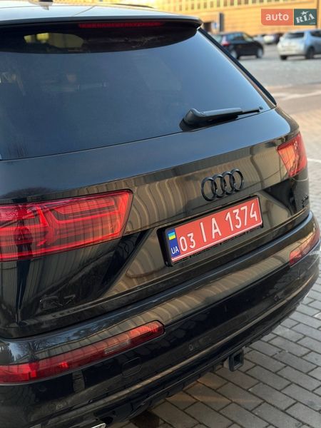 Внедорожник / Кроссовер Audi Q7 2017 в Луцке