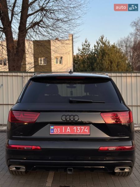 Внедорожник / Кроссовер Audi Q7 2017 в Луцке