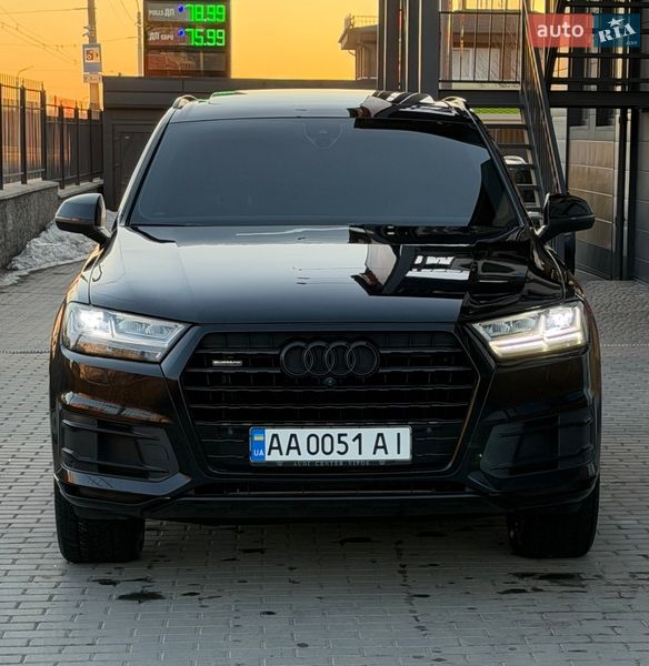 Внедорожник / Кроссовер Audi Q7 2017 в Белой Церкви