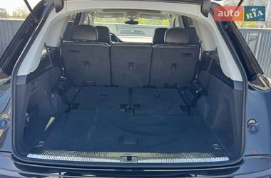 Внедорожник / Кроссовер Audi Q7 2017 в Киеве