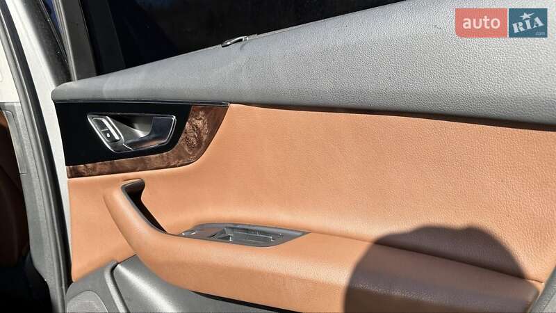 Внедорожник / Кроссовер Audi Q7 2016 в Межгорье