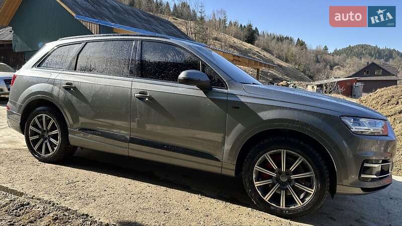 Внедорожник / Кроссовер Audi Q7 2016 в Межгорье