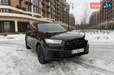 Внедорожник / Кроссовер Audi Q7 2016 в Киеве