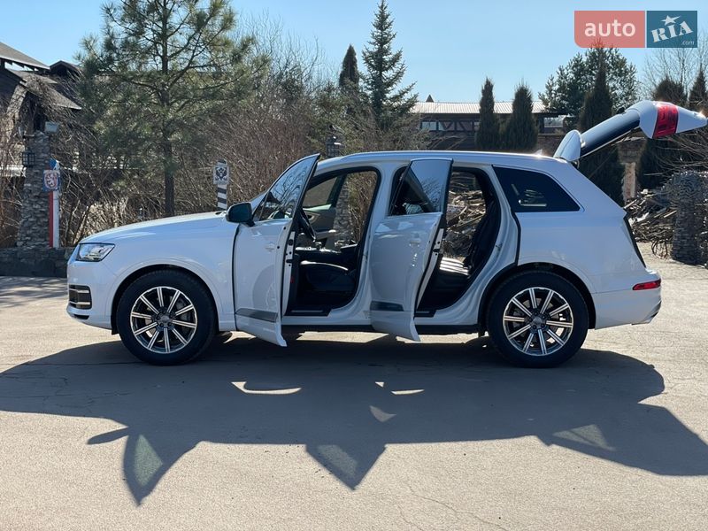Внедорожник / Кроссовер Audi Q7 2018 в Ивано-Франковске