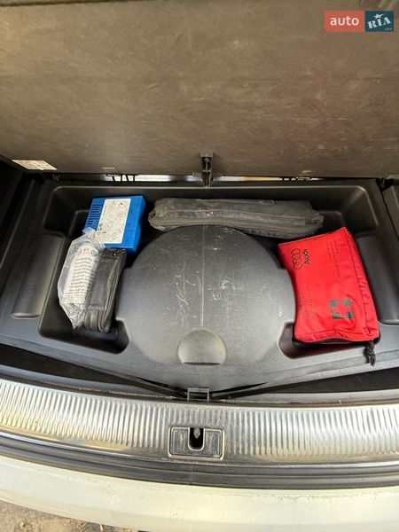 Внедорожник / Кроссовер Audi Q7 2009 в Луцке