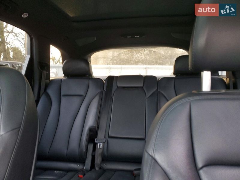 Позашляховик / Кросовер Audi Q7 2018 в Львові