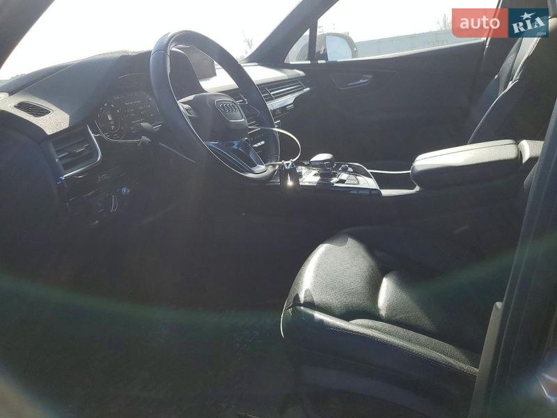 Позашляховик / Кросовер Audi Q7 2019 в Львові