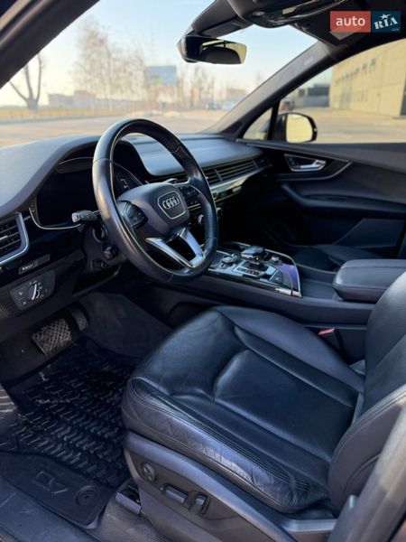 Позашляховик / Кросовер Audi Q7 2017 в Києві фото 16 Позашляховик / Кросовер Audi Q7 2017 в Києві