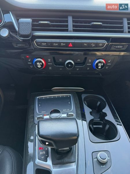 Позашляховик / Кросовер Audi Q7 2017 в Києві фото 25 Позашляховик / Кросовер Audi Q7 2017 в Києві