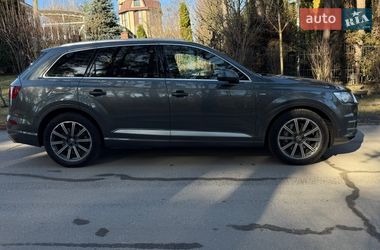 Внедорожник / Кроссовер Audi Q7 2017 в Киеве