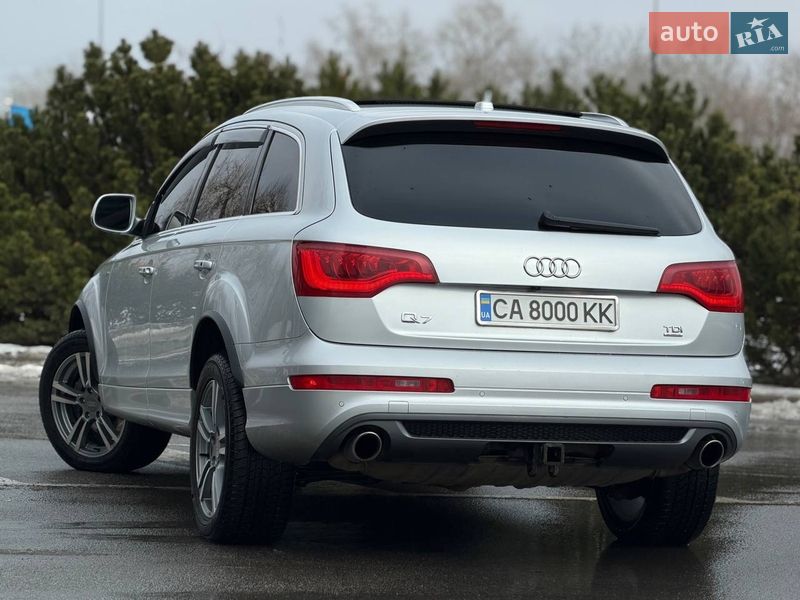 Внедорожник / Кроссовер Audi Q7 2010 в Киеве