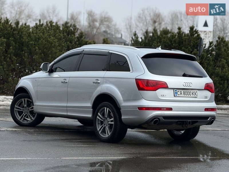 Внедорожник / Кроссовер Audi Q7 2010 в Киеве