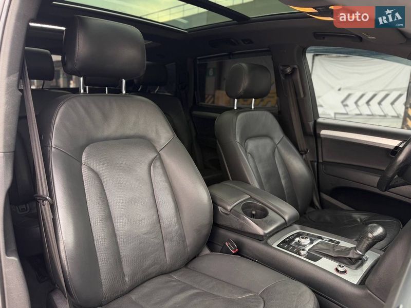 Внедорожник / Кроссовер Audi Q7 2010 в Киеве