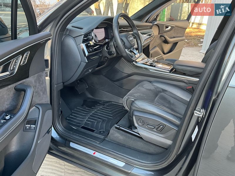 Внедорожник / Кроссовер Audi Q7 2020 в Тернополе