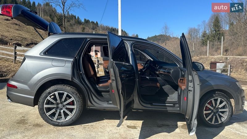 Внедорожник / Кроссовер Audi Q7 2016 в Межгорье
