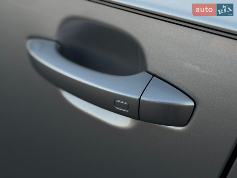 Позашляховик / Кросовер Audi Q7 2017 в Києві