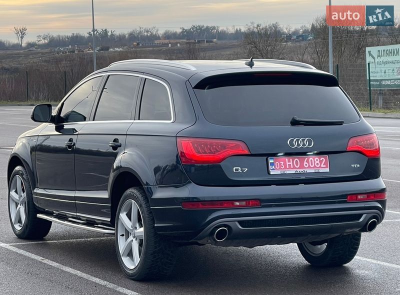 Внедорожник / Кроссовер Audi Q7 2010 в Ровно