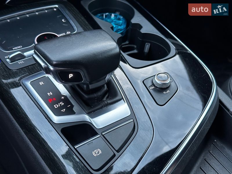 Позашляховик / Кросовер Audi Q7 2019 в Львові