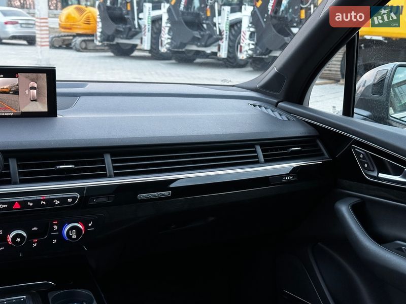 Позашляховик / Кросовер Audi Q7 2019 в Львові