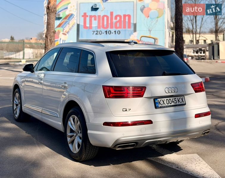Внедорожник / Кроссовер Audi Q7 2018 в Харькове