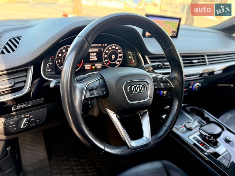 Внедорожник / Кроссовер Audi Q7 2018 в Харькове