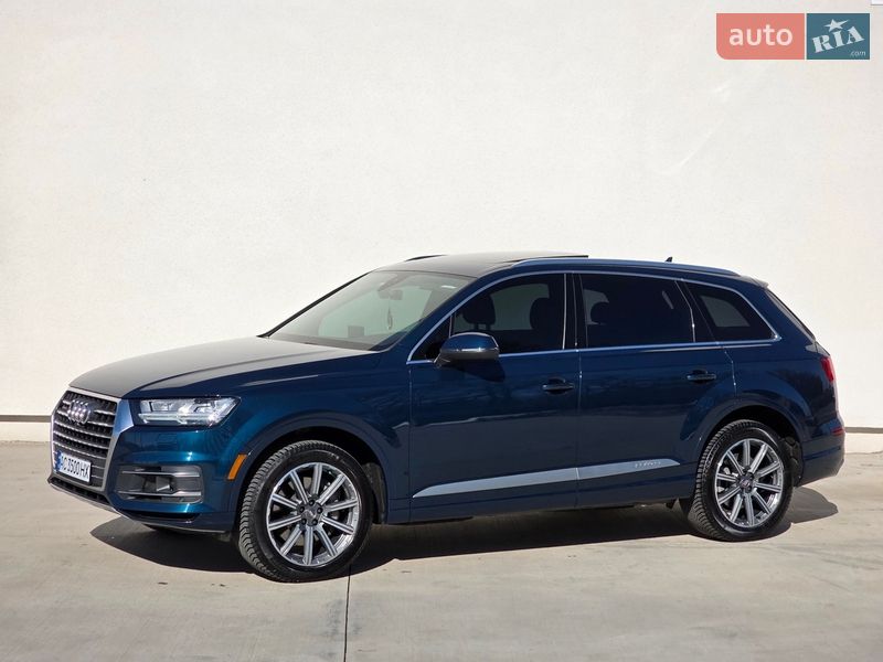Позашляховик / Кросовер Audi Q7 2018 в Луцьку