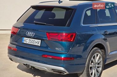 Позашляховик / Кросовер Audi Q7 2018 в Луцьку