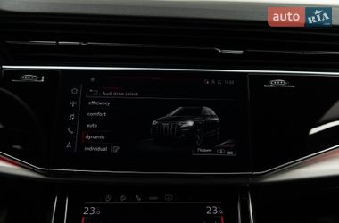 Позашляховик / Кросовер Audi Q7 2021 в Мукачевому