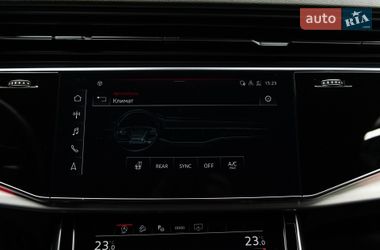 Позашляховик / Кросовер Audi Q7 2021 в Мукачевому