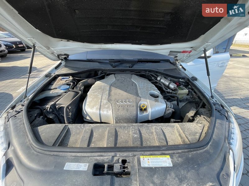 Позашляховик / Кросовер Audi Q7 2013 в Львові