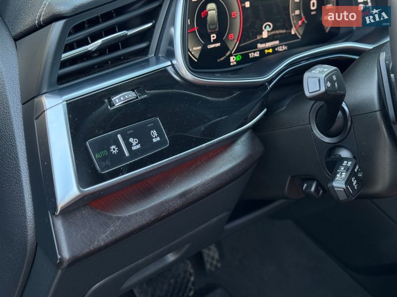 Внедорожник / Кроссовер Audi Q7 2023 в Сарнах фото 72 Внедорожник / Кроссовер Audi Q7 2023 в Сарнах